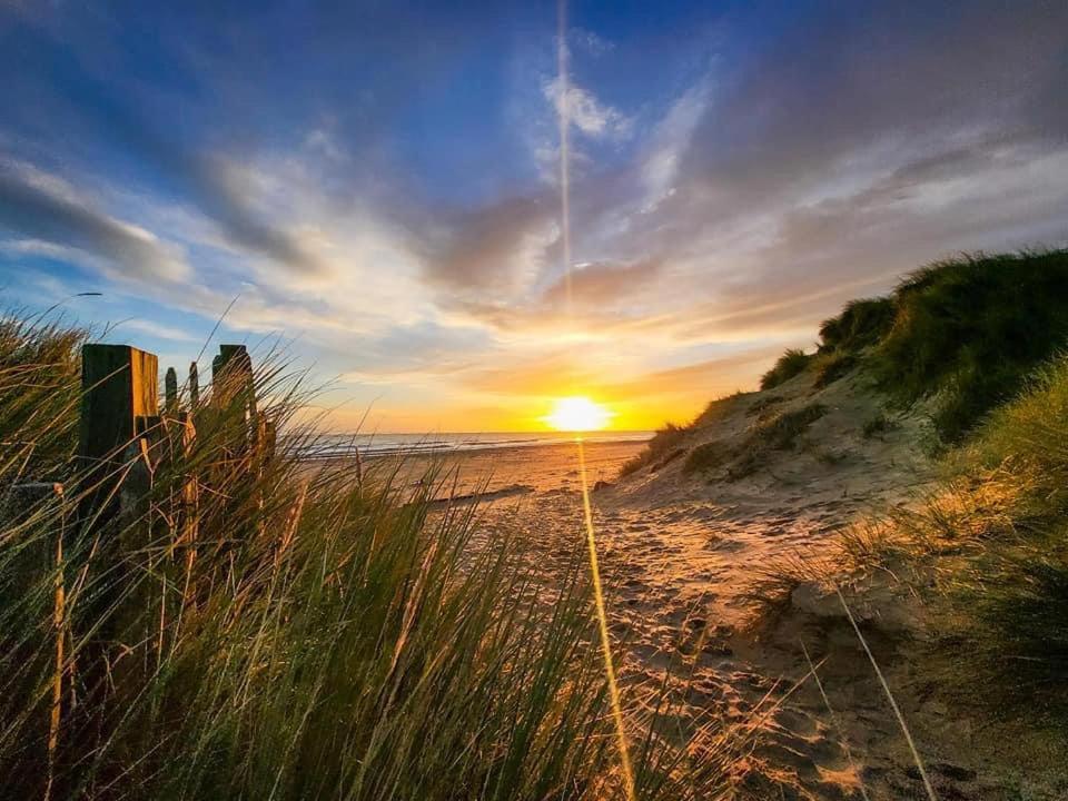 Macs Shack, California Sands, Scratby - Two Bed Chalet, Sleeps 5, Pet Friendly, Free Pool Passes Plus Linen And Towels Included Great Yarmouth Exterior foto